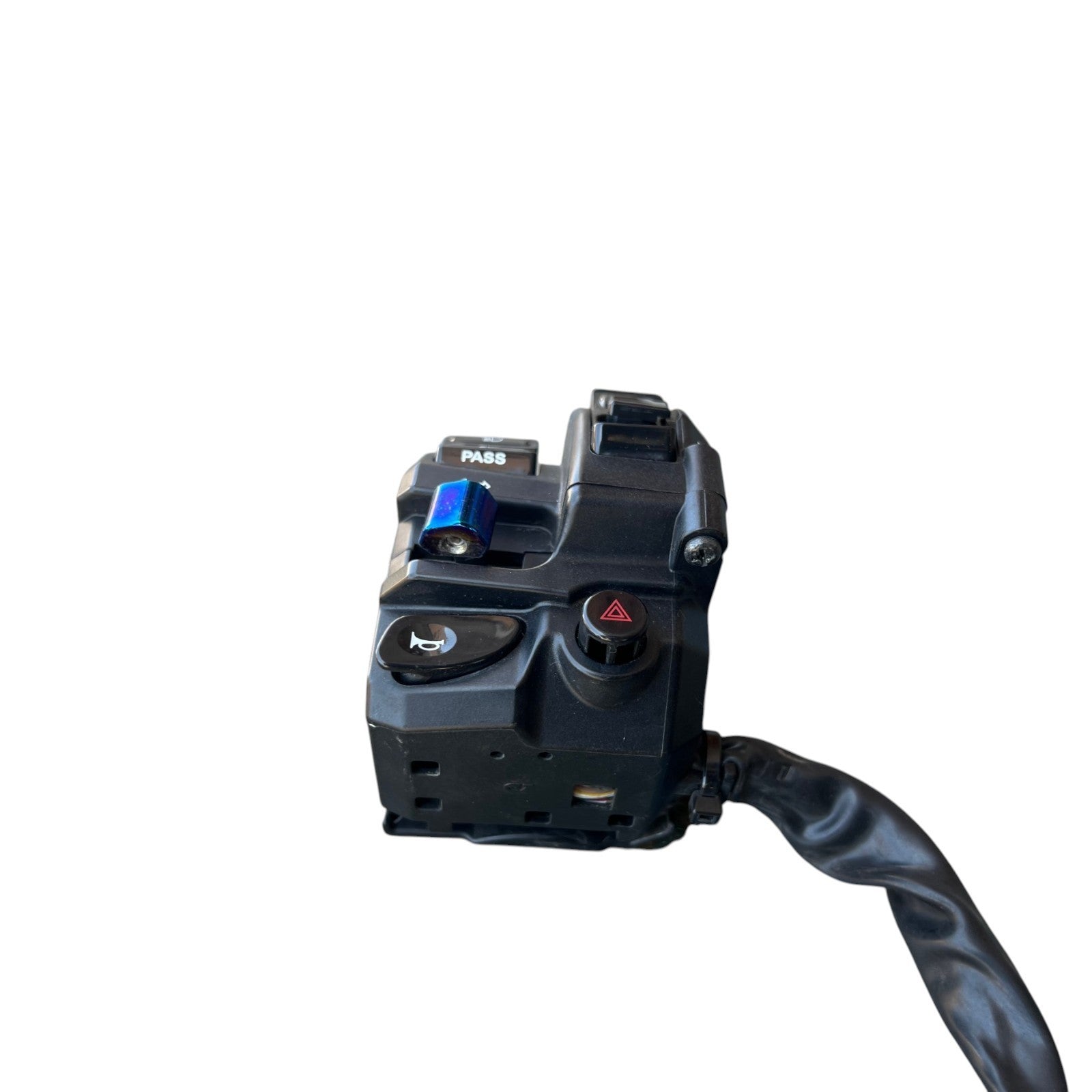 8700882