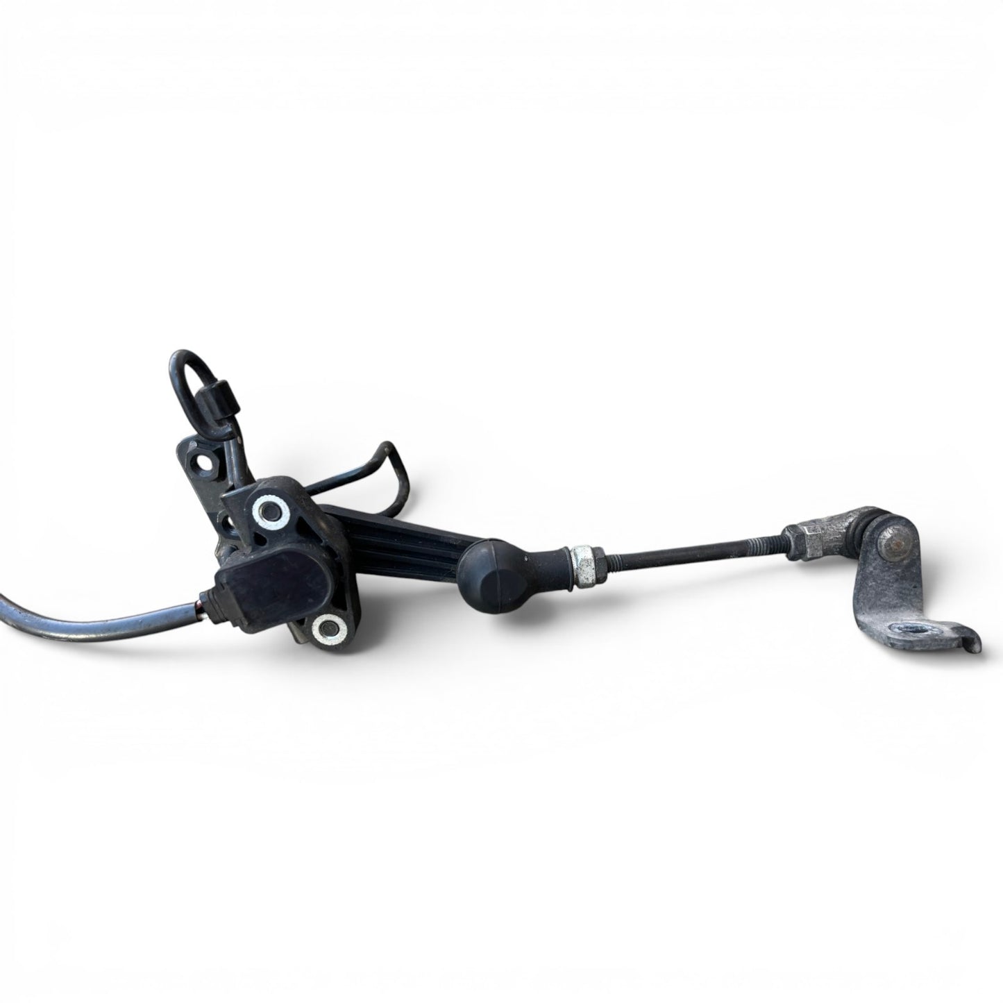 8700908