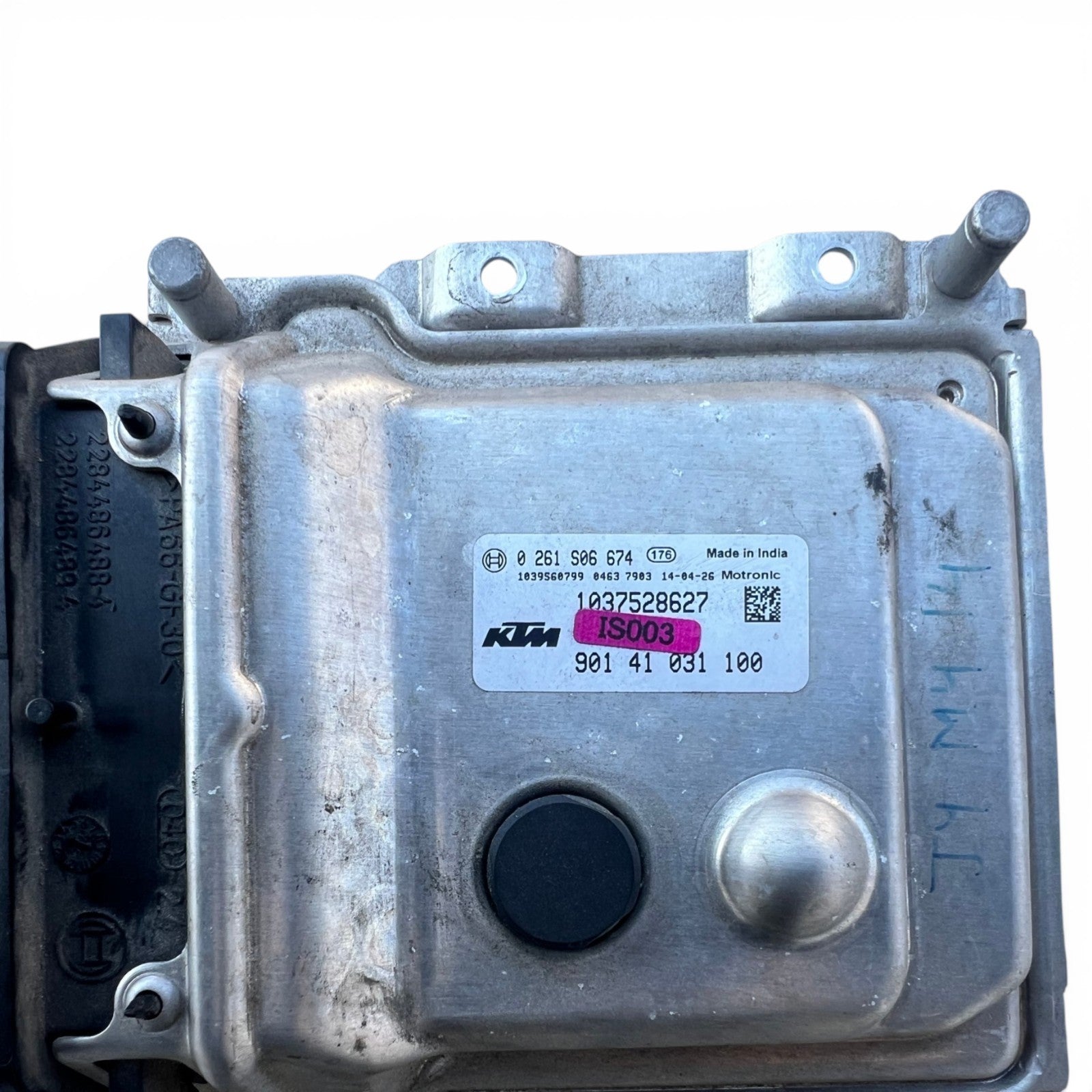 8642480